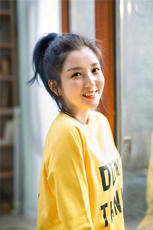 何洁个人资料简介，主持人何婕,本文共（7028字）