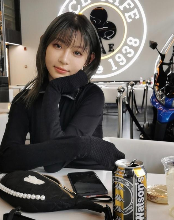 刘强东前妻痞幼个人简历(痞幼为钱未婚先孕？)