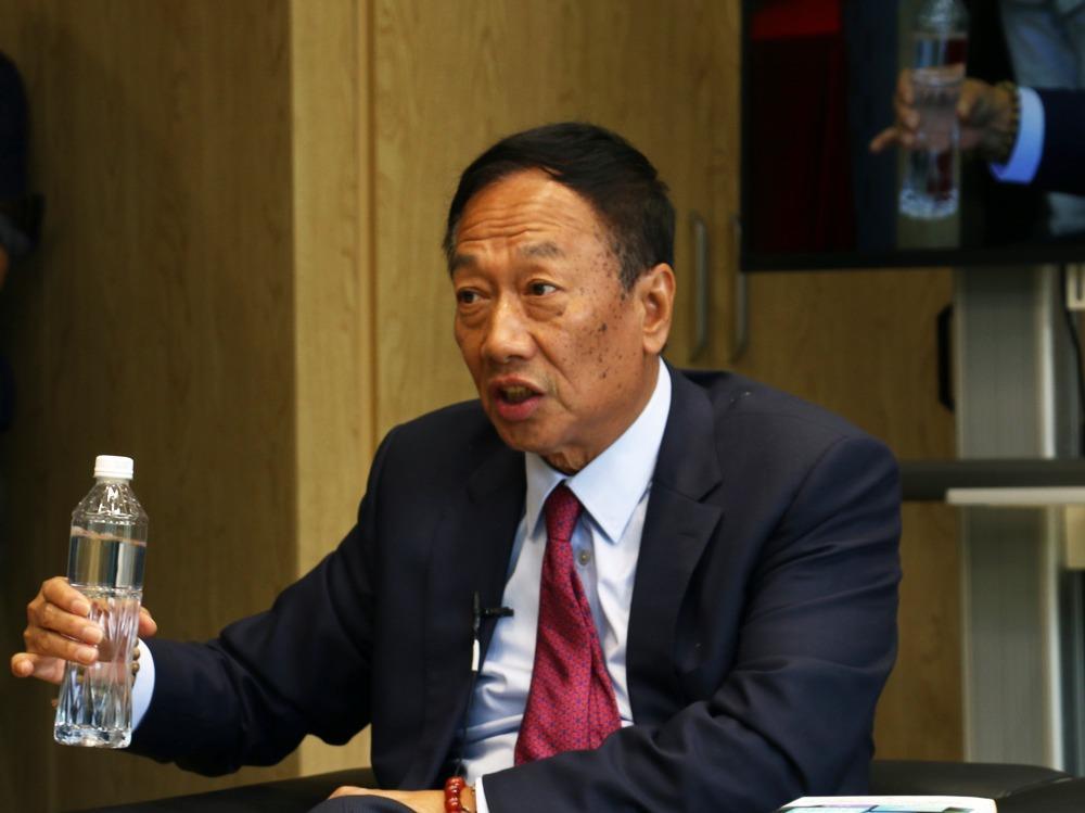 成都富士康工资(富士康每月工资是5000元到7000元)