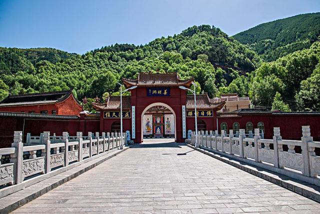 忻州五台山风景名胜区在哪里（山西省忻州市五台山景区介绍）(23)