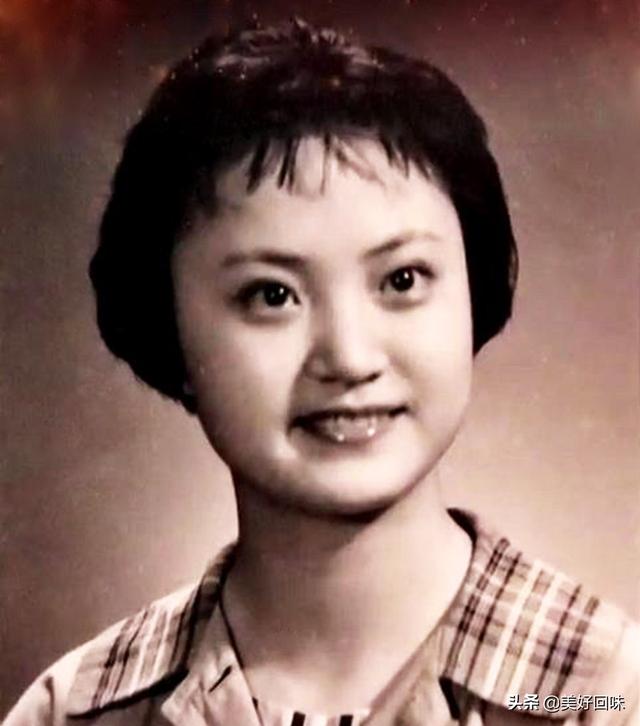 杨春霞饰演的白骨精（样板戏杜鹃山柯湘西游记白骨精）(1)