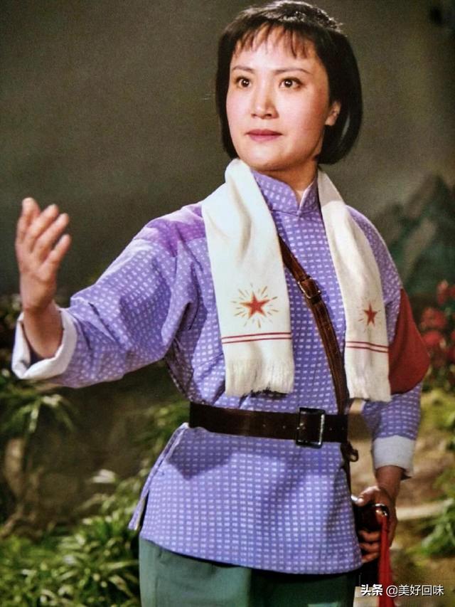 杨春霞饰演的白骨精（样板戏杜鹃山柯湘西游记白骨精）(7)