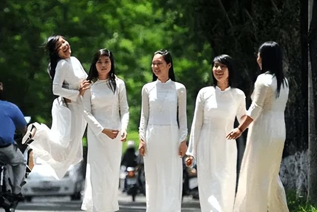 湖北女子11年前和丈夫独处时失踪（湖南男子和流浪女育两子）(16)