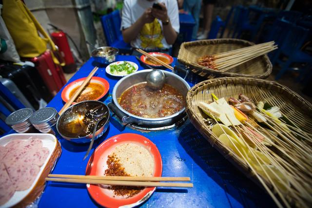 成都人气最旺的网红餐厅，一篇攻略打卡成都六大网红餐厅(47)