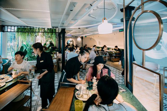 成都人气最旺的网红餐厅，一篇攻略打卡成都六大网红餐厅(30)