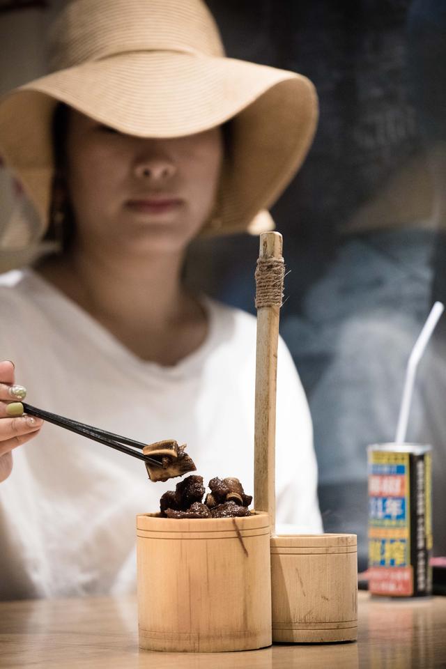 成都人气最旺的网红餐厅，一篇攻略打卡成都六大网红餐厅(6)