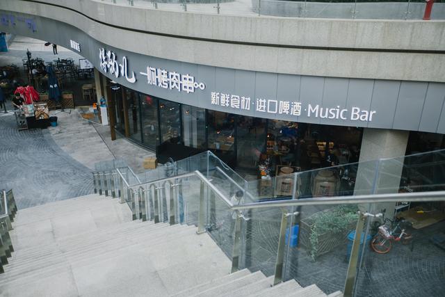 成都人气最旺的网红餐厅，一篇攻略打卡成都六大网红餐厅(16)