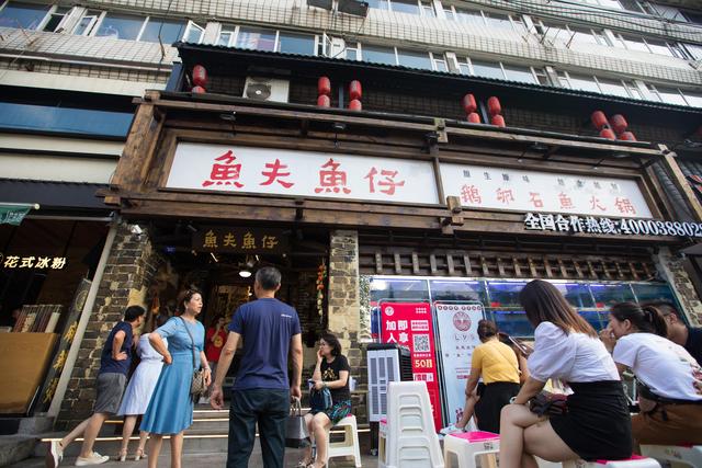 成都人气最旺的网红餐厅，一篇攻略打卡成都六大网红餐厅(50)