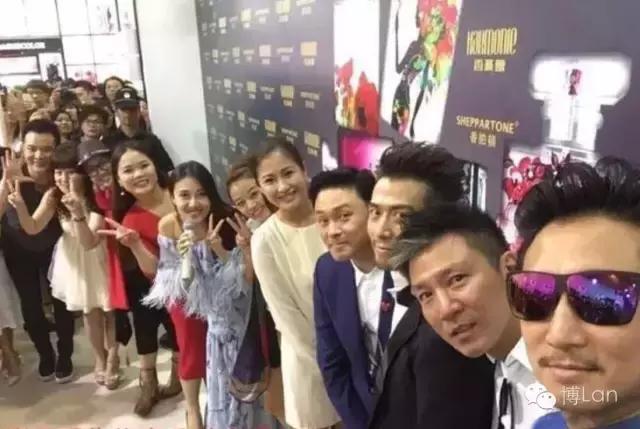 成都娃娃脸网红 锥子脸才是网红吗(5)