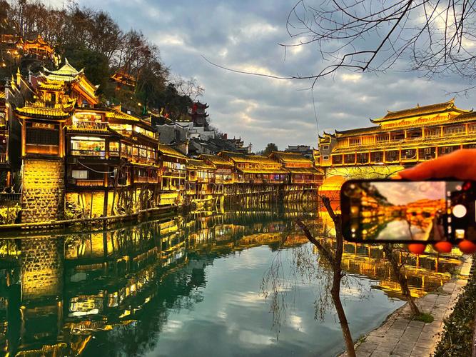 凤凰古城攻略三天自由行（想去凤凰古城旅游-先看看这几点吃住行攻略）