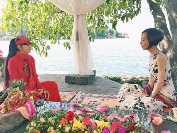 杨丽萍月亮宫建造始末（这里最著名的景点就是杨丽萍的太阳宫和月亮宫）(2)