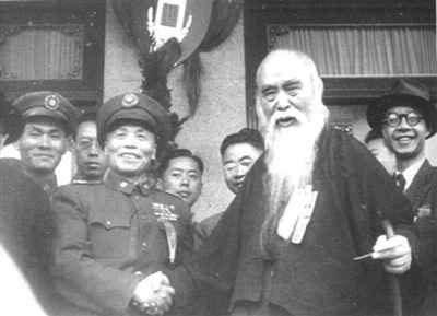 李叔同的书法与启功哪个顶级(20世纪十大杰出书法家为何没有他)(14)