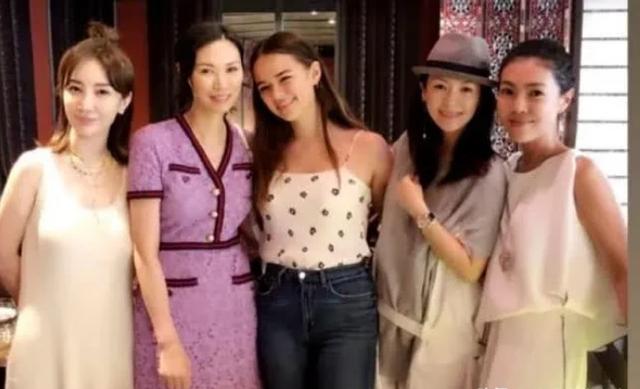 邓文迪离婚始末（三年拼两娃获得继承权）(38)