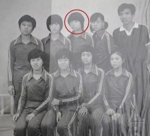 邓文迪离婚始末（三年拼两娃获得继承权）(8)