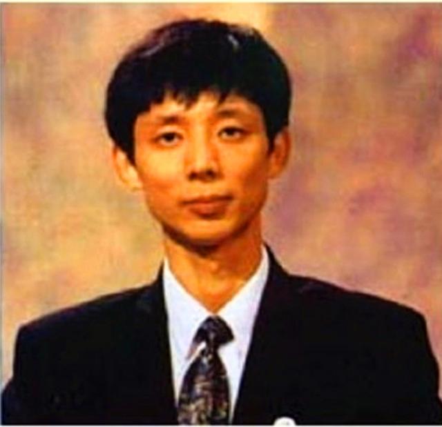 第十届国际华语辩论邀请赛(首届国际华语大专辩论会)(4)