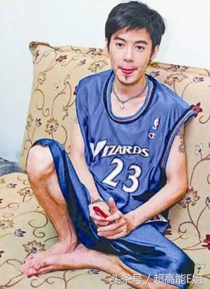 大s感情状况（大S与柴智屏晒合影）(32)