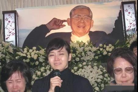 侯佩岑谈过几次恋爱（深扒侯佩岑情史）(18)