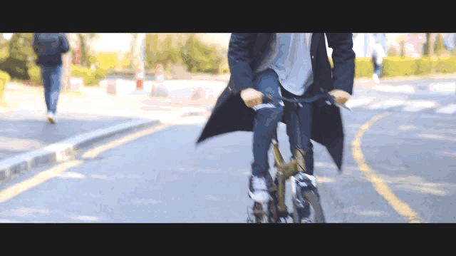 金秀贤上的所有综艺完整版(金秀贤竟成为韩国片酬最高演员)(37)