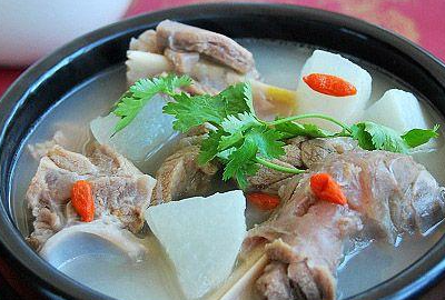 胡萝卜和羊肉炖的功效,胡萝卜羊肉能一起吃吗图3