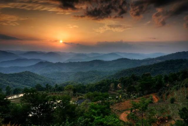 云南普洱茶马古道普洱茶市场（来最美茶城云南普洱）(12)