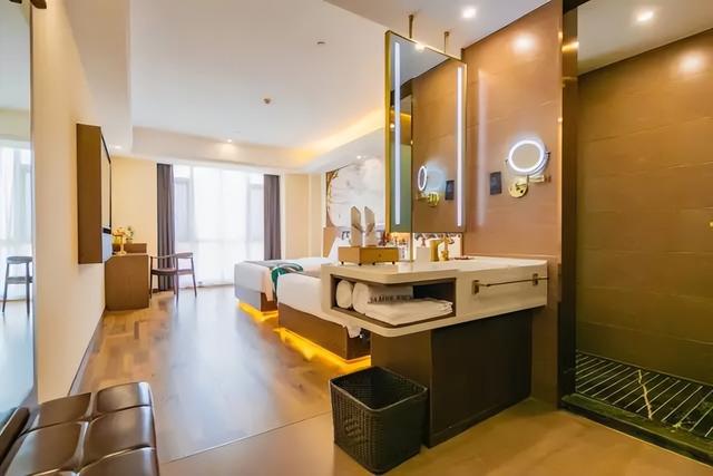 云南普洱茶马古道普洱茶市场（来最美茶城云南普洱）(18)