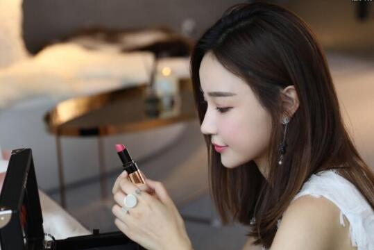 雪梨接受富二代求婚 揭秘张衍富二代男友张衍是谁