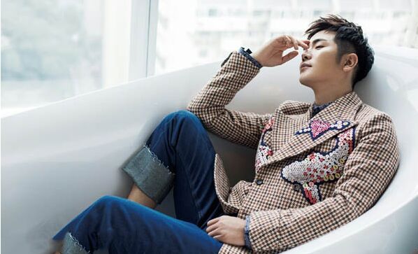 张晓龙女朋友是谁 揭张晓龙陈思斯分手真相