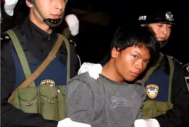 马加爵案受害者家里人（马加爵3天杀害4人）(12)