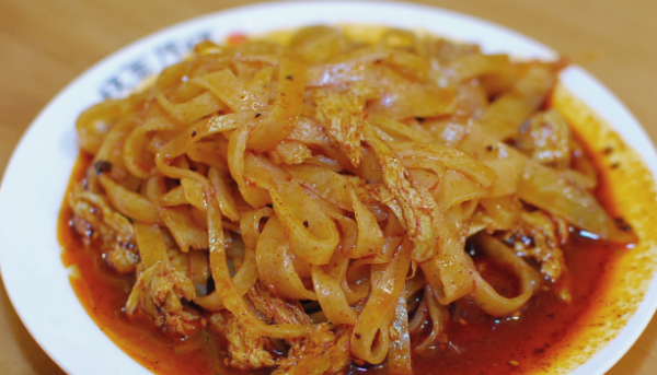 宝鸡擀面皮的由来,陕西的擀面皮以哪里最为有名图3