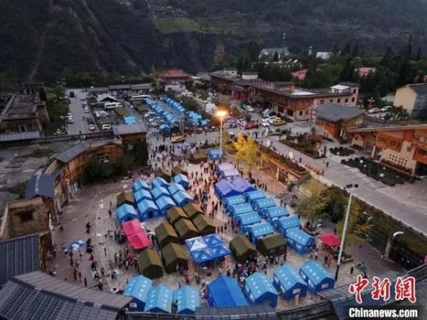 四川泸定6.8级地震伤亡详情（四川泸定6.8级地震已造成46人遇难）(2)