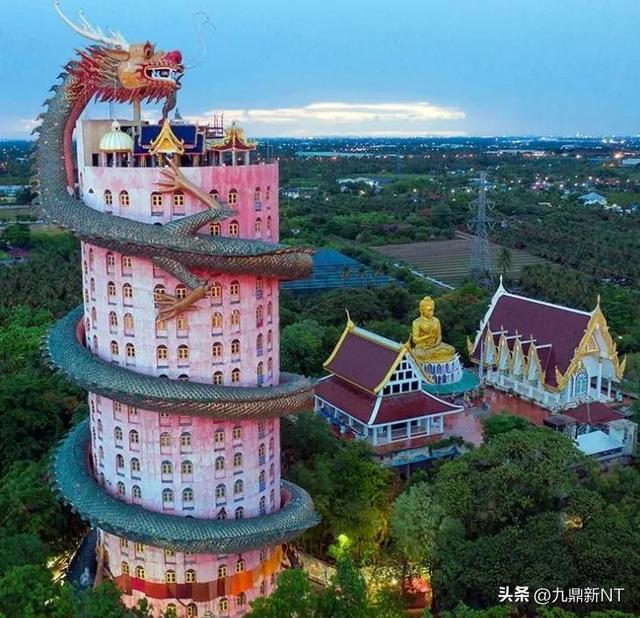 欧洲建筑了解(带你走近奇奇怪怪的世界建筑)(13)