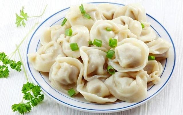 小孩每天早上营养早餐吃什么（早餐孩子吃这9种食物最好）(16)