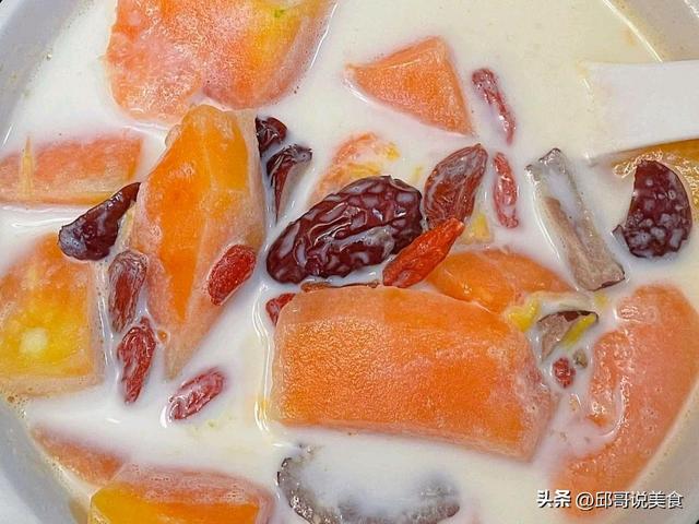 每天教您煲靓汤（多给自家女人煲八款靓汤）(7)