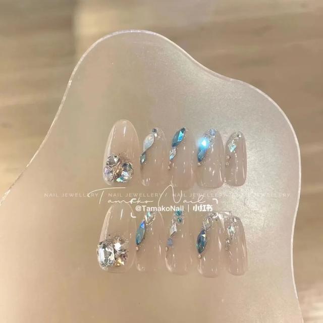 美甲师必备100种指甲（被朋友圈赞爆的指甲都长这样）(26)