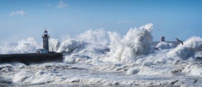 ​什么如镜的成语 描写水,描写水面的成语有哪些