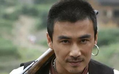 柳云龙老婆是哪里人,柳云龙的第一个妻子是陈数吗图9