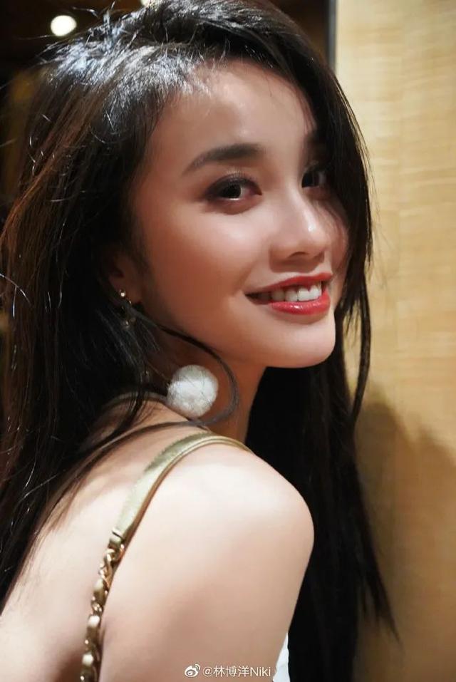 清华五大公认的校花(未出道便是校花级学霸)(6)