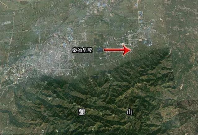 真正的秦始皇陵是怎么样的(浅谈秦始皇陵)(2)