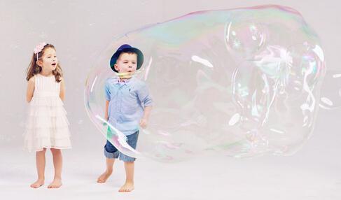 自制泡泡水用什么好（自制神奇泡泡水秘方）(1)