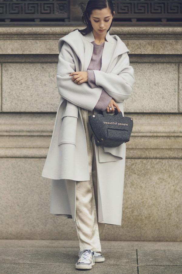 一件黑色针织衫的七种搭配（一件紫色针织衫的穿搭灵感）(11)