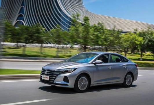 最经济实惠的家用代步轿车怎么选(最便宜的几款家用代步轿车)(2)