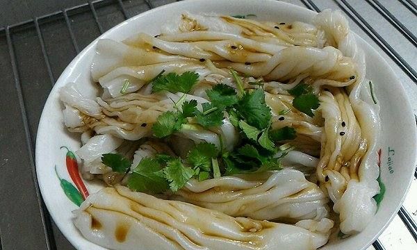 肠粉的米浆是怎么调的,肠粉浆是用什么调出来的图12