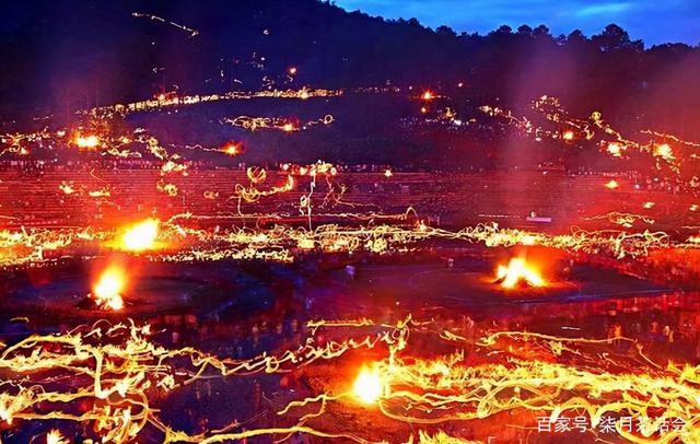 关于彝族的火把节详细介绍（彝族特有的节日就是火把节）(4)