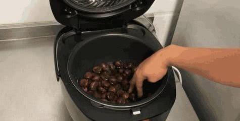 炒板栗简单实用版怎么做（教你懒人炒板栗）(3)