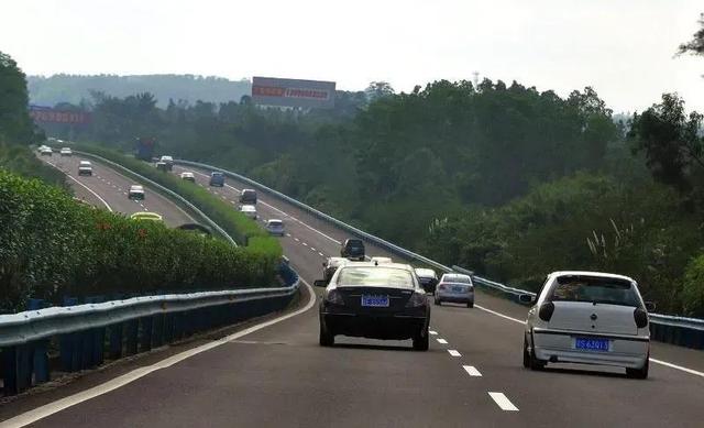 一般哪几个节日高速免费（高速免费时间表公布）(3)