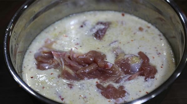 怎样炸鸡腿又香又脆,炸鸡腿怎么炸才又脆又嫩图13