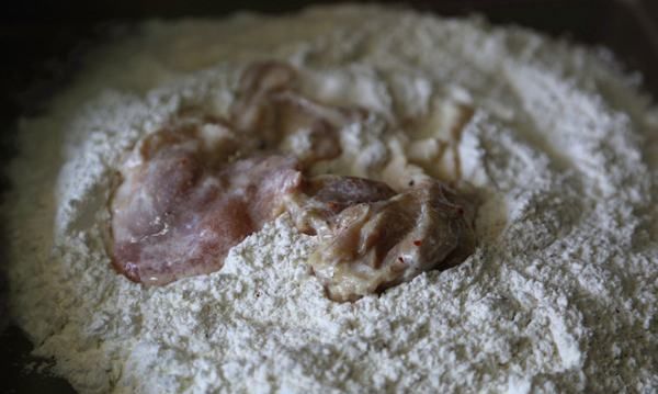 怎样炸鸡腿又香又脆,炸鸡腿怎么炸才又脆又嫩图15