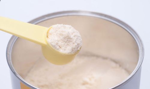 奶粉变色了还能喝吗,婴儿奶粉 受潮夏天空气湿润板结 变黄还能喝 - 百度宝宝知道