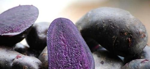 土豆中心有黑色斑点怎么回事