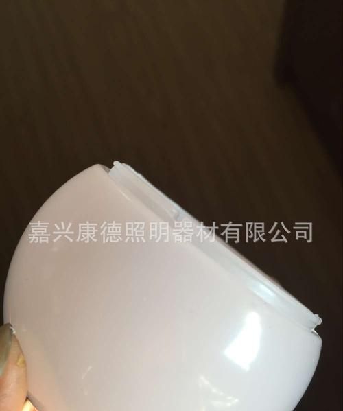 家用灯罩发黄怎么处理